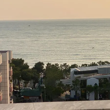 Antoni Lägenhet Shëngjin