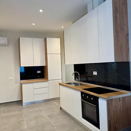 Antoni Apartman