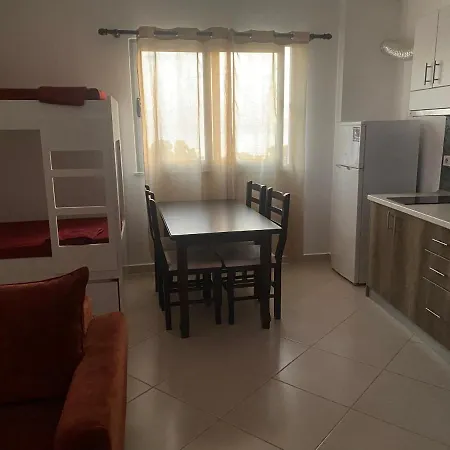 Antoni Apartment *