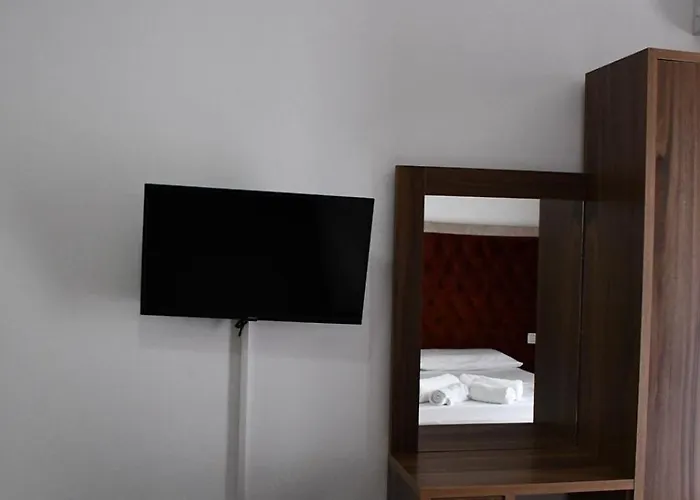 Antoni Apartment
