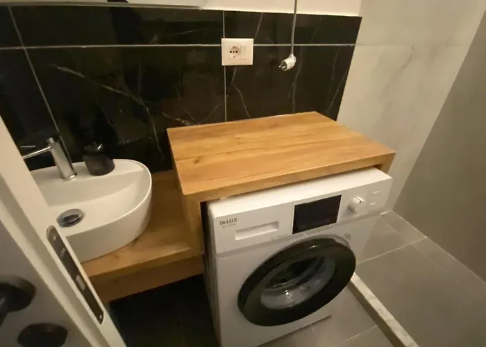 Antoni Apartment